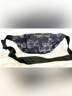 ✨ Super Cute Sketch Teddy Bear Belt Bag  ✨